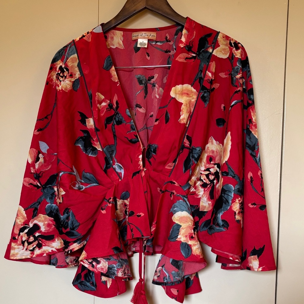Anthropologie Band of the Free Kimono-Style Bat-Wing Sleeves Red Floral Top M
